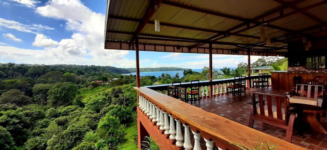 Cabinas Manolo Drake Bay, Ocean And Forest View Экстерьер фото