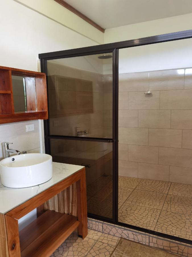 Cabinas Manolo Drake Bay, Ocean And Forest View Экстерьер фото